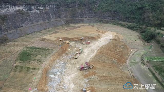 351国道咸丰县最新消息